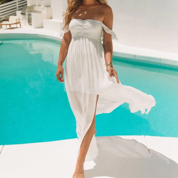 VICI OFF THE SHOULDER MAXI DRESS - OFF WHITE - Picture 1 of 8